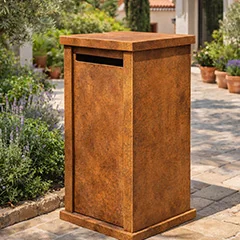 Cassette postali dallo stile moderno per il giardino frontale